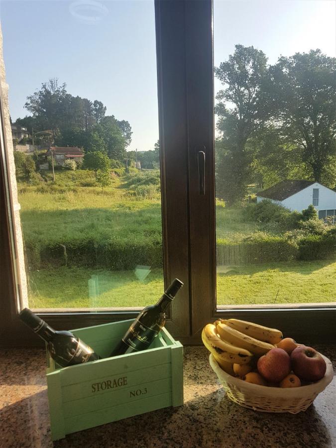 O Eido De Celia Villa Ponteareas Exteriör bild